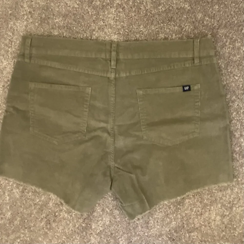 GAP Women's Corduroy Shorts 4